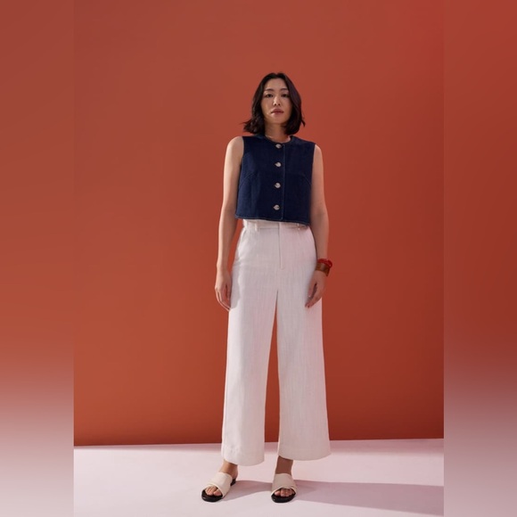 NWT Love, Bonito Relaxed Denim Round Neck Button Down Vest Top in Indigo - Picture 4 of 12